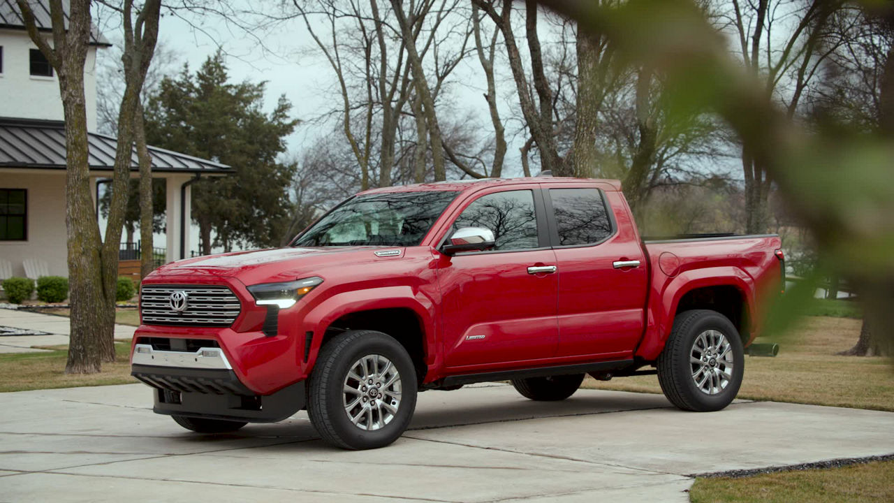 2024 Toyota Tacoma i FORCE Max Limited SupersonicRed EXT BRoll mp4